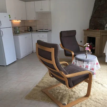 Apartment Limon *