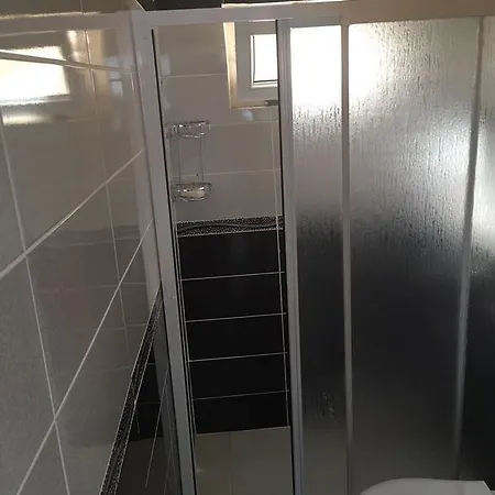 Apartment Limon *